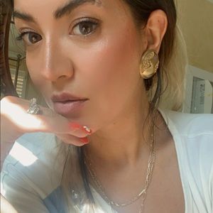 Monet Classic earrings